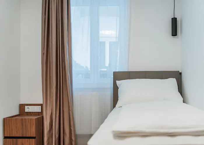 Home1 - Maisonxv Apartahotel