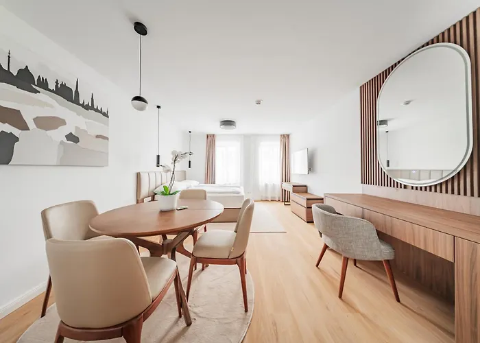 Aparthotel Home1 - Maisonxv 4*